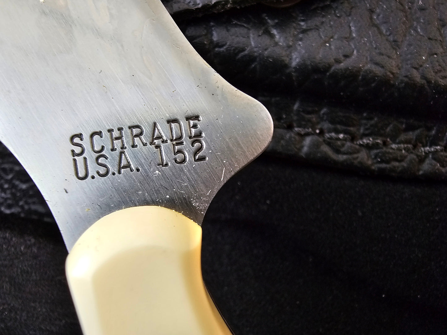 Vintage Schrade USA 1976 Scrimshaw Sharpfinger 152SC Knife Original Box and Papers - Never Sharpened, Carried or Cleaned MINT Untouched Condition