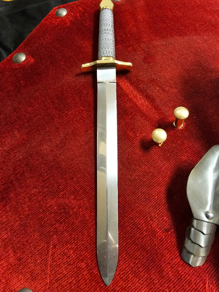 Vintage Armaduras Medieveles Shield and Gauntlet With dagger Wall Decoration