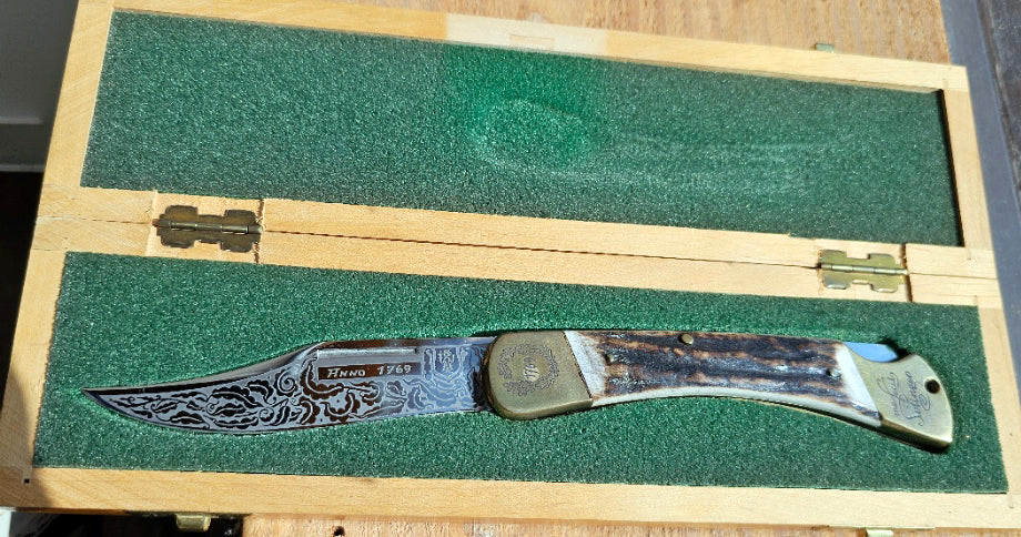Vintage Puma Solingen Germany 1769 Anno 200th Anniversary Gold Etch Large Lockback Knife Serial #609 in Original Wood Box c.1969