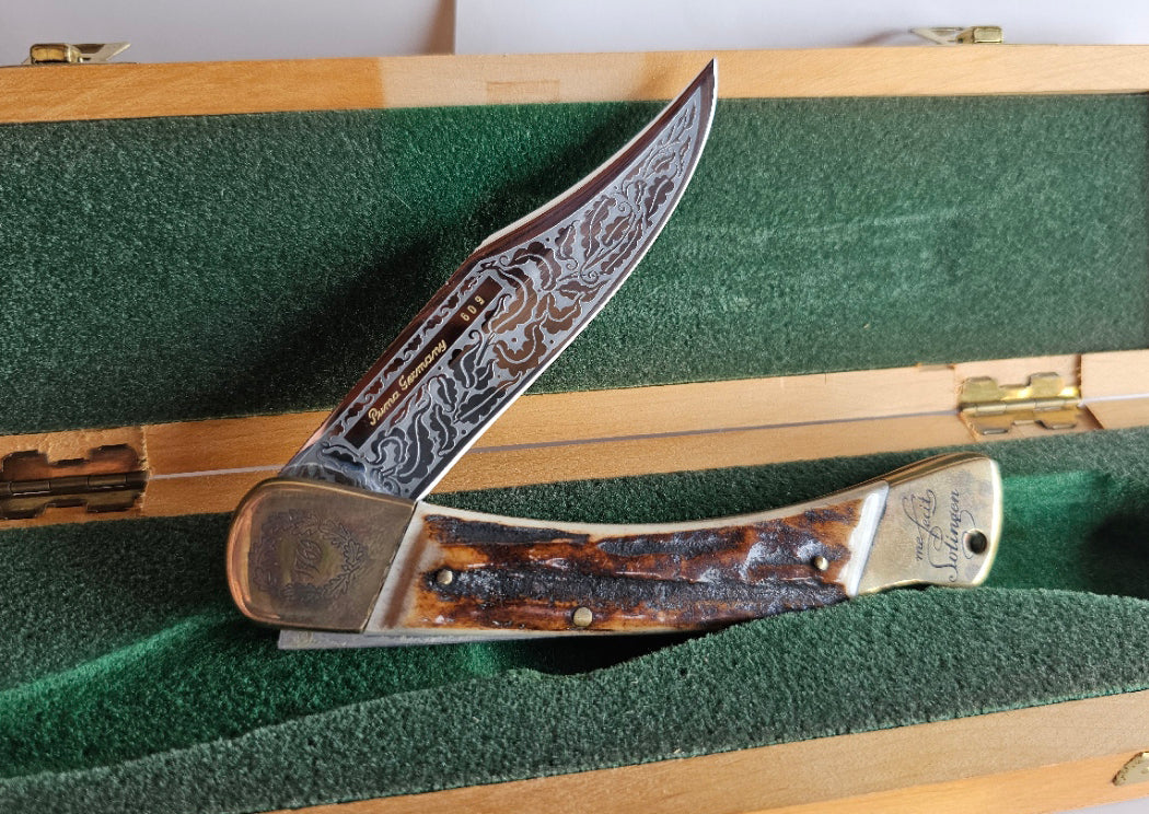 Vintage Puma Solingen Germany 1769 Anno 200th Anniversary Gold Etch Large Lockback Knife Serial #609 in Original Wood Box c.1969