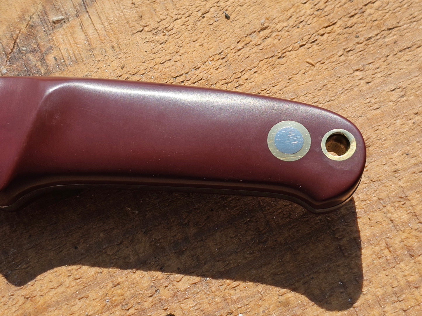 Vintage Schrade - Loveless Hunter # RL-2 Burgundy Delrin handles with Brass Guard #3902 Drop Point