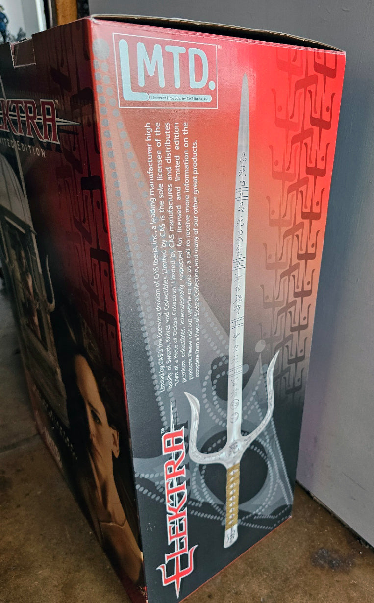 Original Elektra Sai Wishing Well Display Mint Condition NIB #10 of 2500 from Marvel Film Elektra 2005