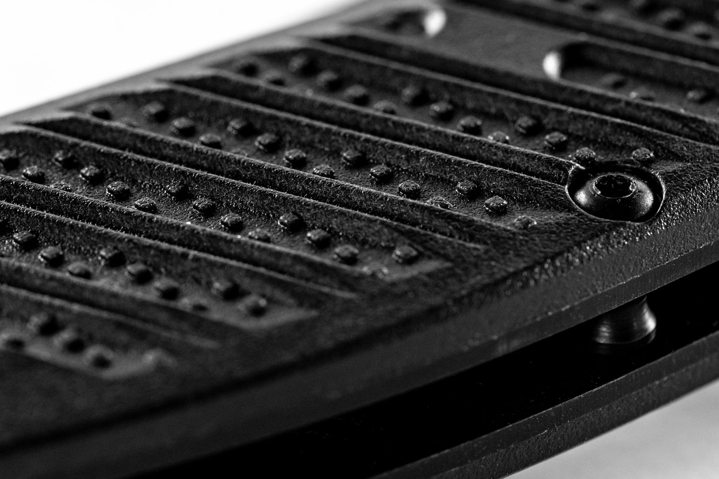 Benchmade 575-1 MINI PRESIDIO® II | S30V Satin Blade | CF-ELITE® Black Handle