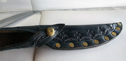 Vintage North and Prater January 1989 10 1/4" Blade Crown Stag Handle with original Leather Sheath