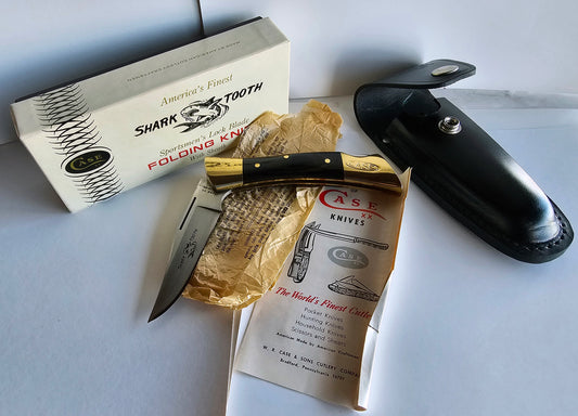 Vintage Case XX 1975 (5 Dot) Shark Tooth LockBack P197 L SSP Single Blade Mint Condition Original Paper, Sheath and Box