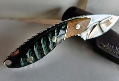 Buck Custom Mini Alpha Hunter 196SP1B