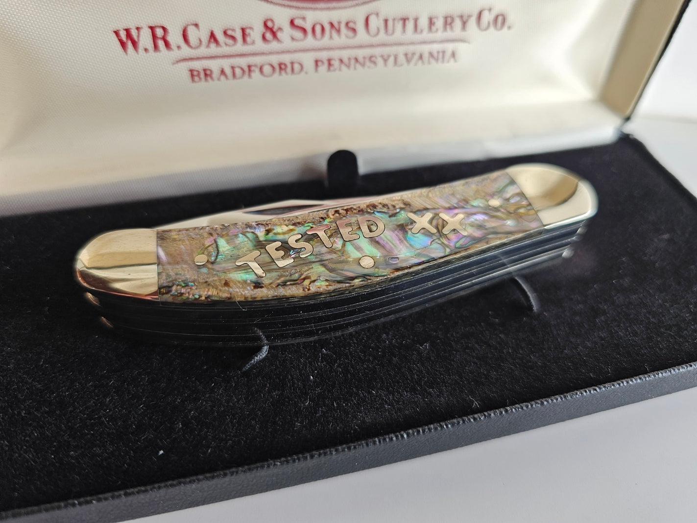 Case XX 2003 5 Blade Mother Of Pearl Series Tony Bose Abalone 5 Blade Sowbelly Knife 1 of 500