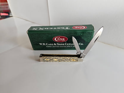 Case XX 2005 Baby Doctor's Knife Rattlesnake Skin Bone Handle.