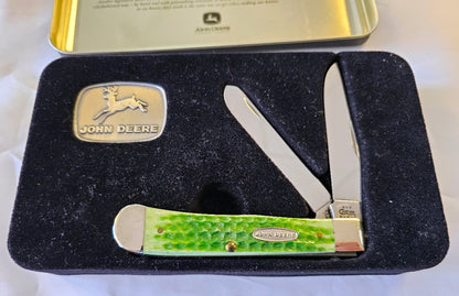 Case XX 2002 John Deere Licensed Collectible Trapper in Tin
