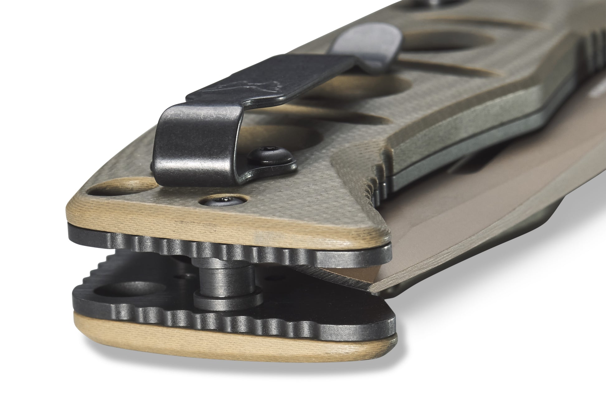 Survival knife with durable steel blade and lightweight folding design, 275 Adamas