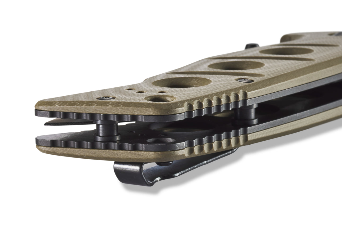 Benchmade 275SFE-2 Adamas closed showing 5.11 inch profile  and deep-carry pocket clip — ClassicBlades