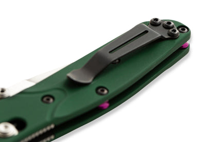 Benchmade 945 Mini Osborne closed showing 3.84 inch profile with green aluminum handle and mini split-arrow clip — ClassicBlades