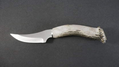 Silver Stag CH4.0 Cascade Hunter crown antler handle showing hand shaped and polished natural antler grain — ClassicBlades