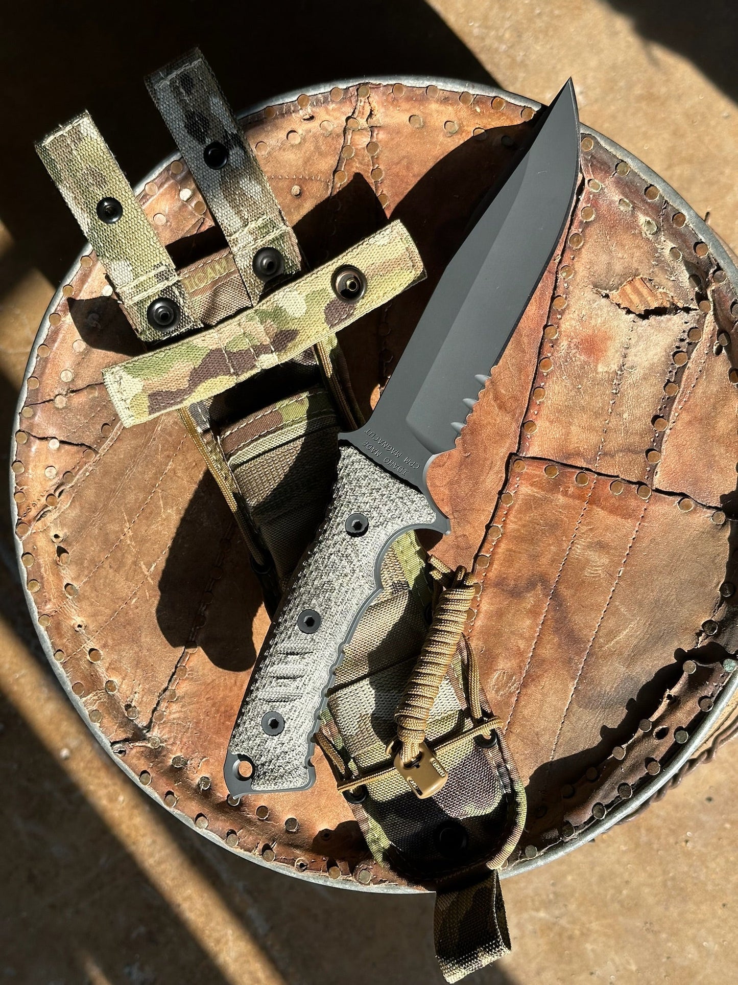 Chris Reeve Pacific PAC-1001 unused CPM MagnaCut fixed blade complete with original box and Multi-Cam sheath, made in USA