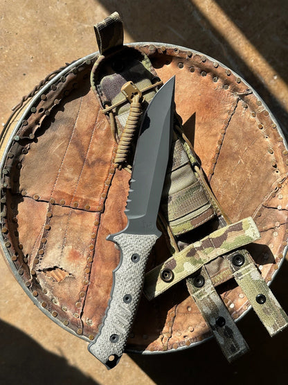 Chris Reeve Pacific PAC-1001 unused CPM MagnaCut fixed blade complete with original box and Multi-Cam sheath, made in USA