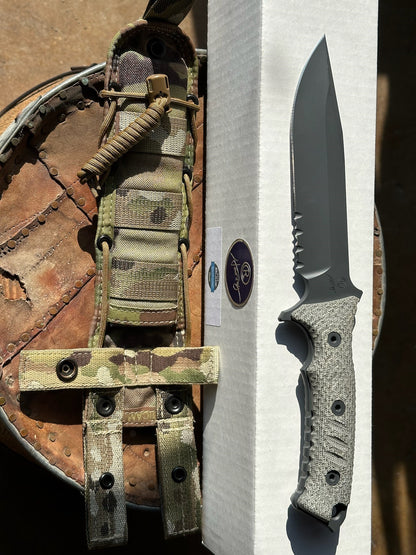Chris Reeve Pacific PAC-1001 double row partial serration detail on CPM MagnaCut black Cerakote blade
