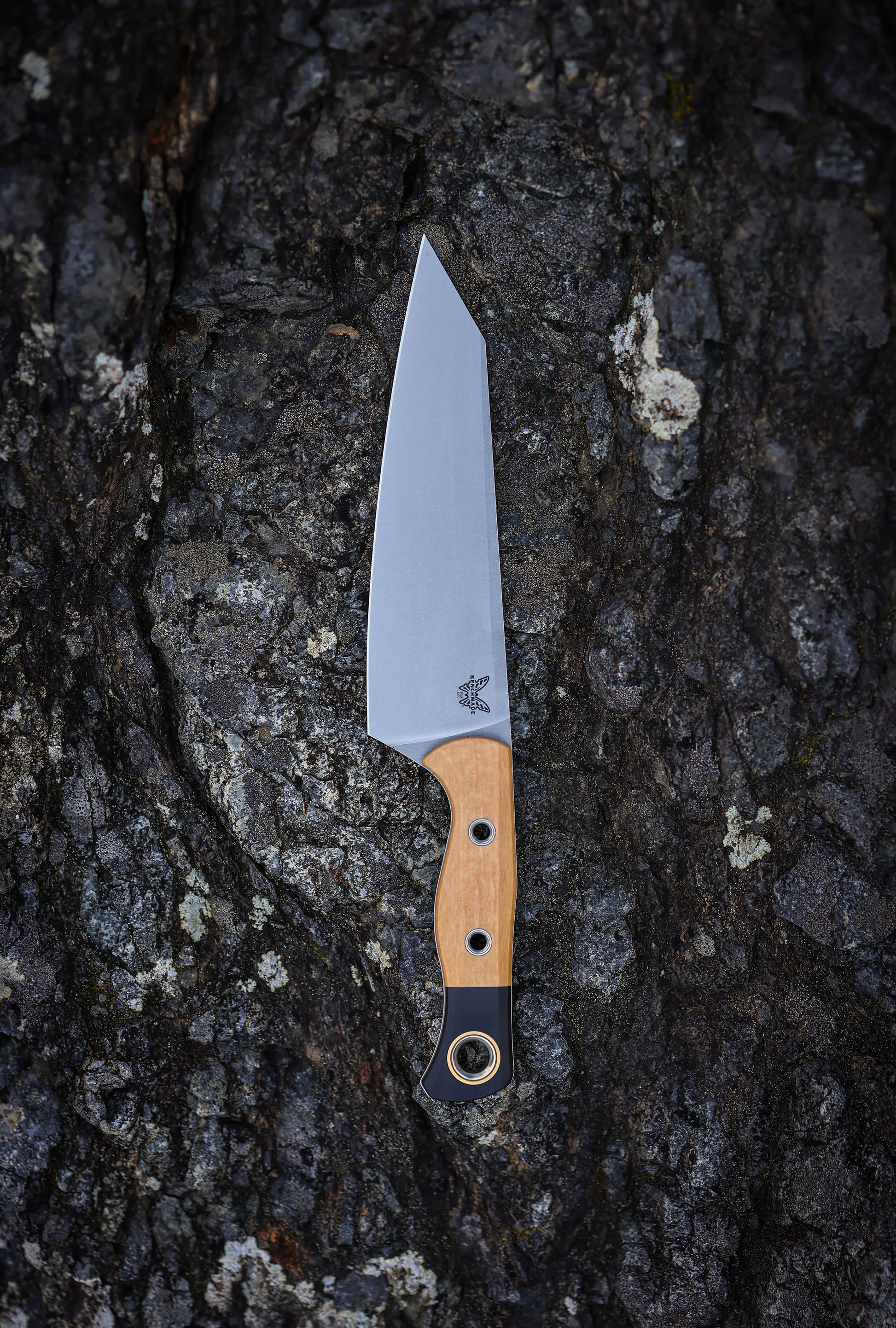 Benchmade 4070-02 Wildcoast fixed blade knife with Maple Valley Richlite and black G10 handle