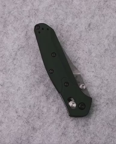 Benchmade 945 Mini Osborne folding knife  — ClassicBlades