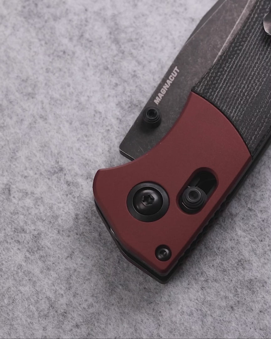 Benchmade 15080BK-04 Crooked River folding hunting knife — ClassicBlades