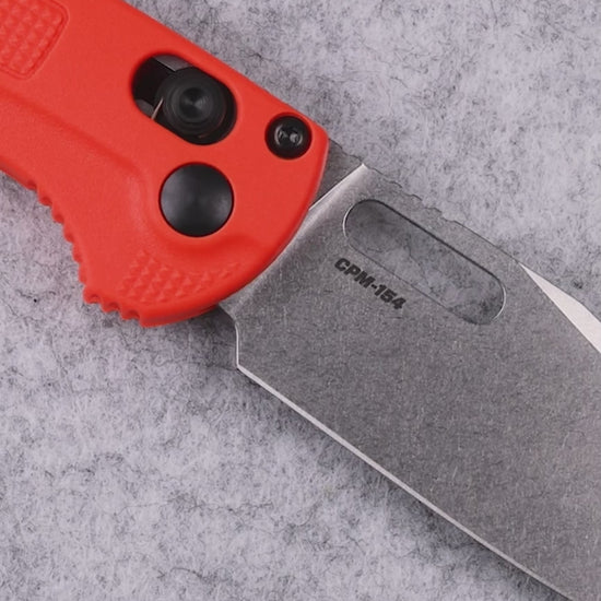 Benchmade 15533 Mini Taggedout folding hunting knife — ClassicBlades