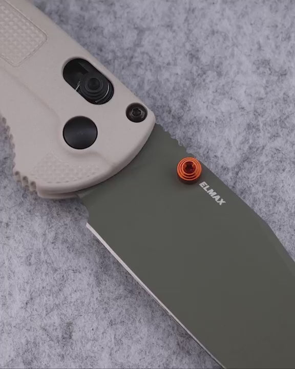 Benchmade 15536GN-01 Taggedout folding hunting knife — ClassicBlades