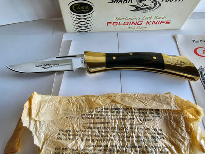 Vintage Case XX 1975 (5 Dot) Shark Tooth LockBack P197 L SSP Single Blade Mint Condition Original Paper, Sheath and Box